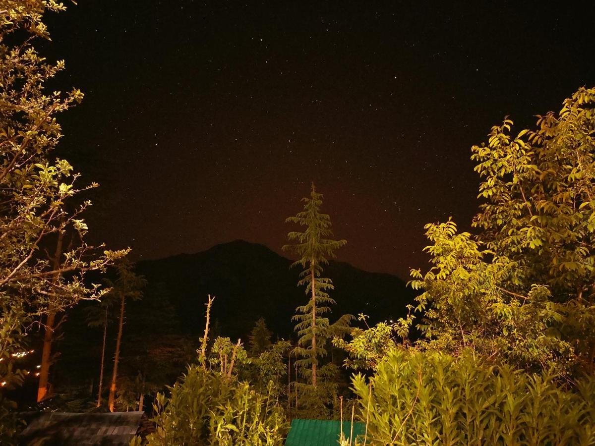 Ishan Log Huts-A Boutique Home Stay Banjār Exterior foto